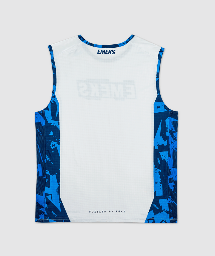 PLAY BIB